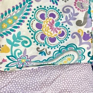 EUC Pottery Barn Twin Floral Duvet, 2 Floral Shams, lavender polka dot sheets
